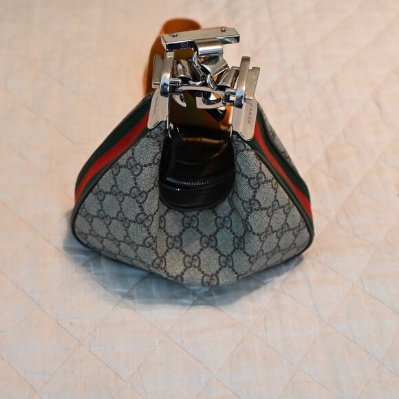 Gucci Attache Smal Bag - Picture 4 of 11